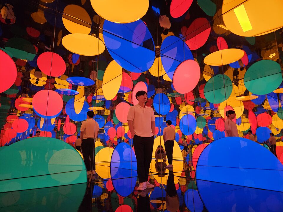 [Art] 점(Dot) 하나에 담긴 우주: SFMOMA에서 프리즈까지, 쿠사마 야요이의 호박을 찾아서