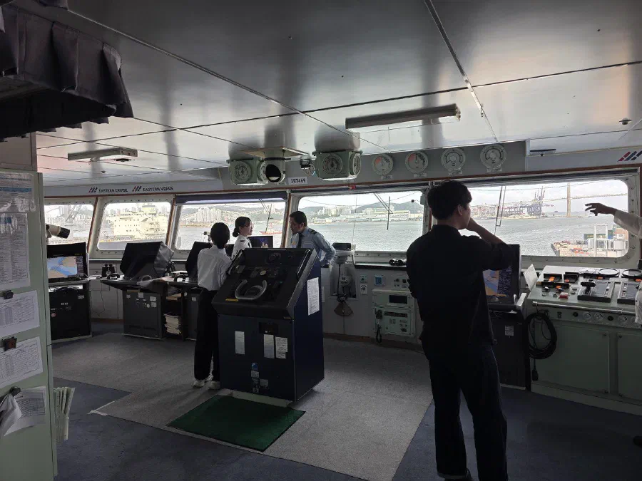 [Travel] 사라지는 친구를 따라 배를 탔다: 부산에서 대마도 앞바다까지 하룻밤 - 20260808_172032.jpg