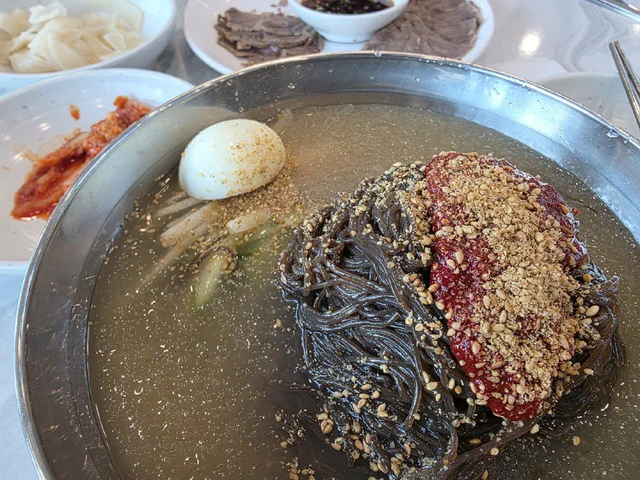 [Travel] 오전에는 드리프트, 오후에는 돌무덤: 용인에서 보낸 여덟 시간 - 20260904_182844.jpg